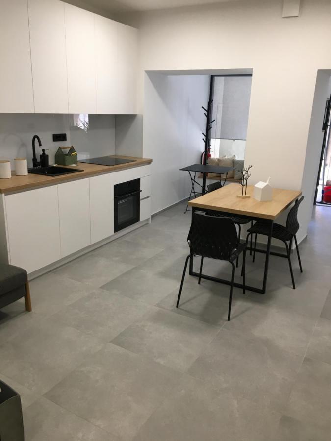 Sunset Apartment Capodistria Esterno foto